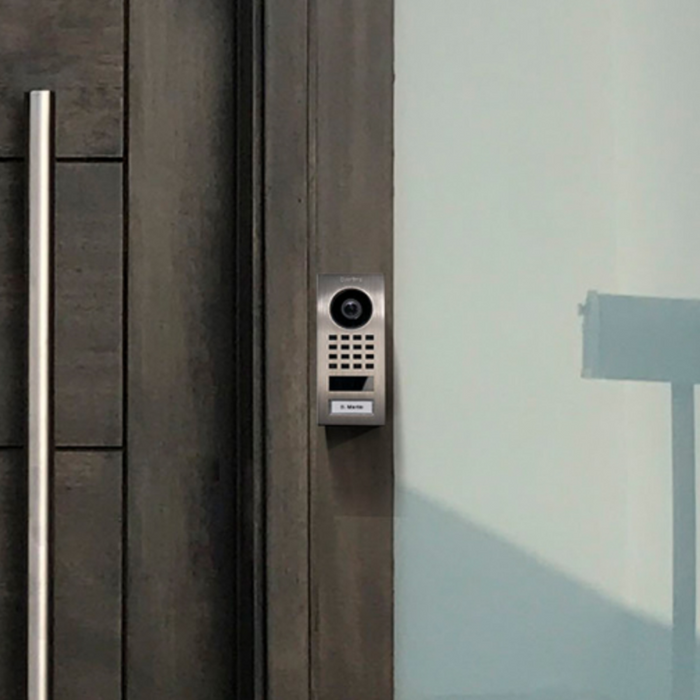 DoorBird D1101V Surface‑Mount IP Video Intercom 1080p Ultra‑Wide Camera Night Vision 4D Motion Sensor WiFi/LAN PoE 1‑Button - Stainless Steel