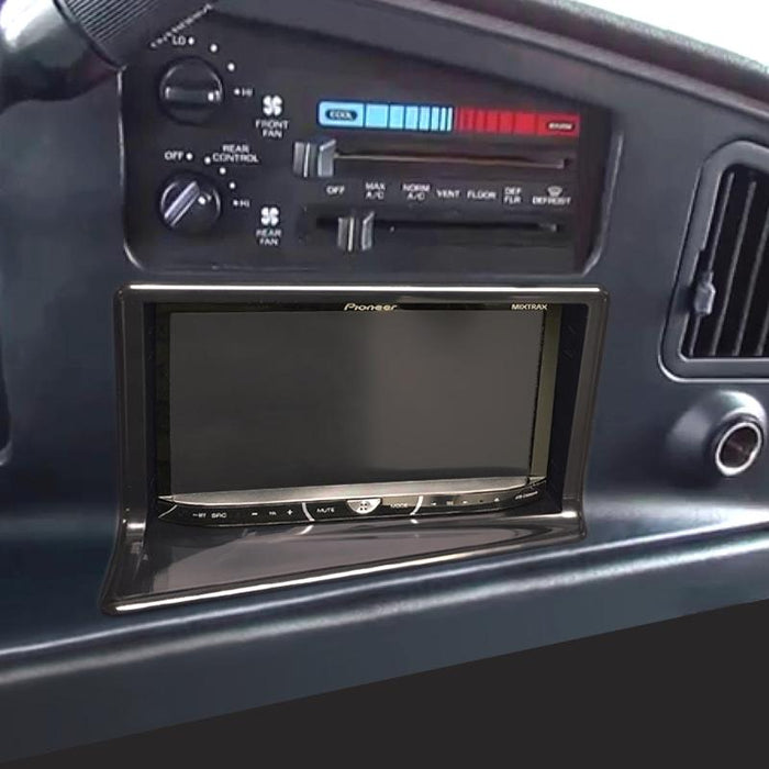 Metra 95-5704 Double DIN Dash Kit for select Ford Econoline 1992-1996