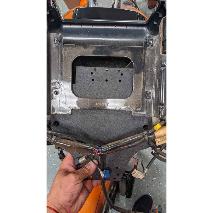 Metra BC-AMP04 Amplifier Mounting Bracket Harley Davidson Road Glide 2015-Up